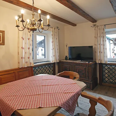 Elisabeth Apartment *